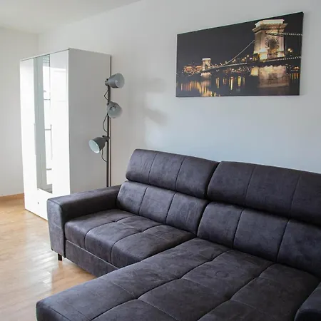 Flat Margaret דירה