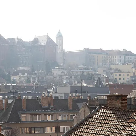 Flat Margaret דירה *